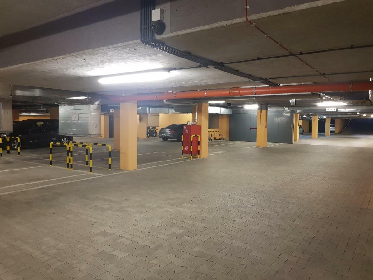 Garden Cracow- Shopping Mall 1min, Underground Parking, Family Friendly, City Center *