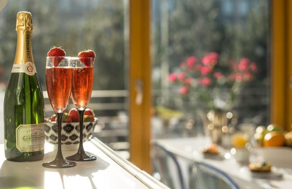 Garden Cracow- Shopping Mall 1min, Underground Parking, Family Friendly, City Center Appartement